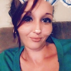 Meet your Posher, Christin